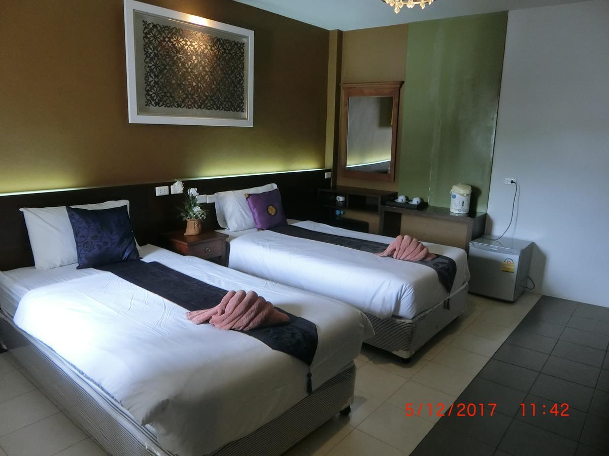 The Guide Hometel Bãi biển Kata Ngoại thất bức ảnh